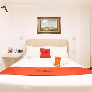Reddoorz Near Mercado Del Hotel Paranaque City